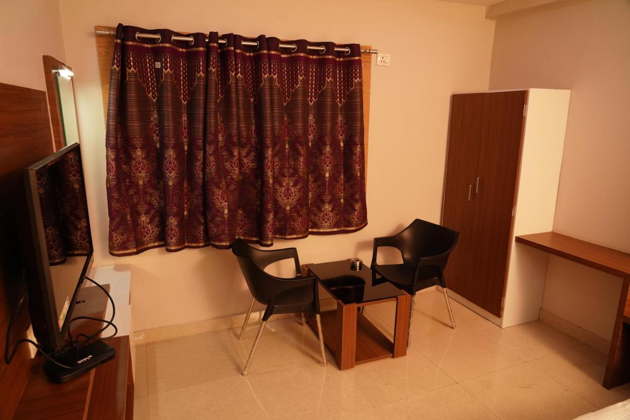 Swagath Residency คาคินาดา ภายนอก รูปภาพ