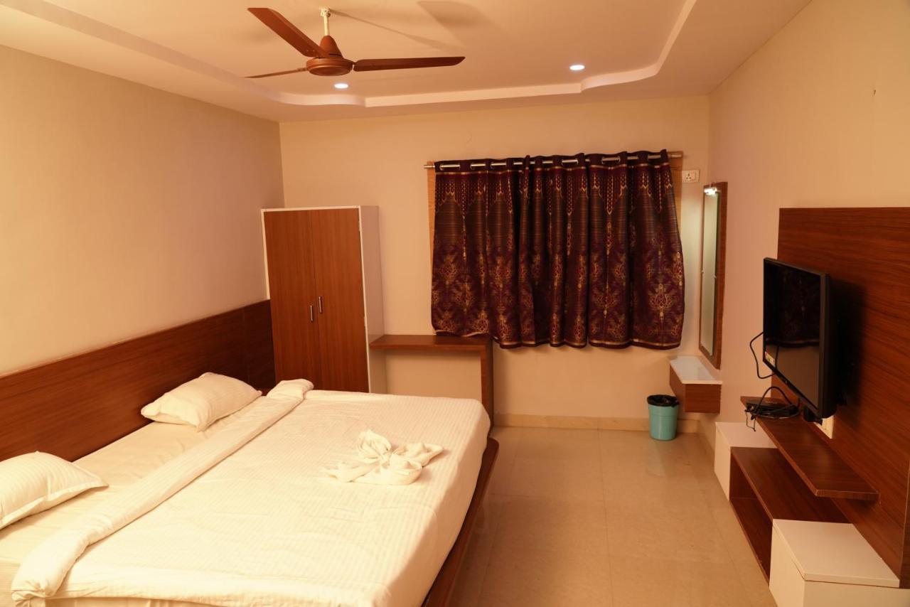 Swagath Residency คาคินาดา ภายนอก รูปภาพ