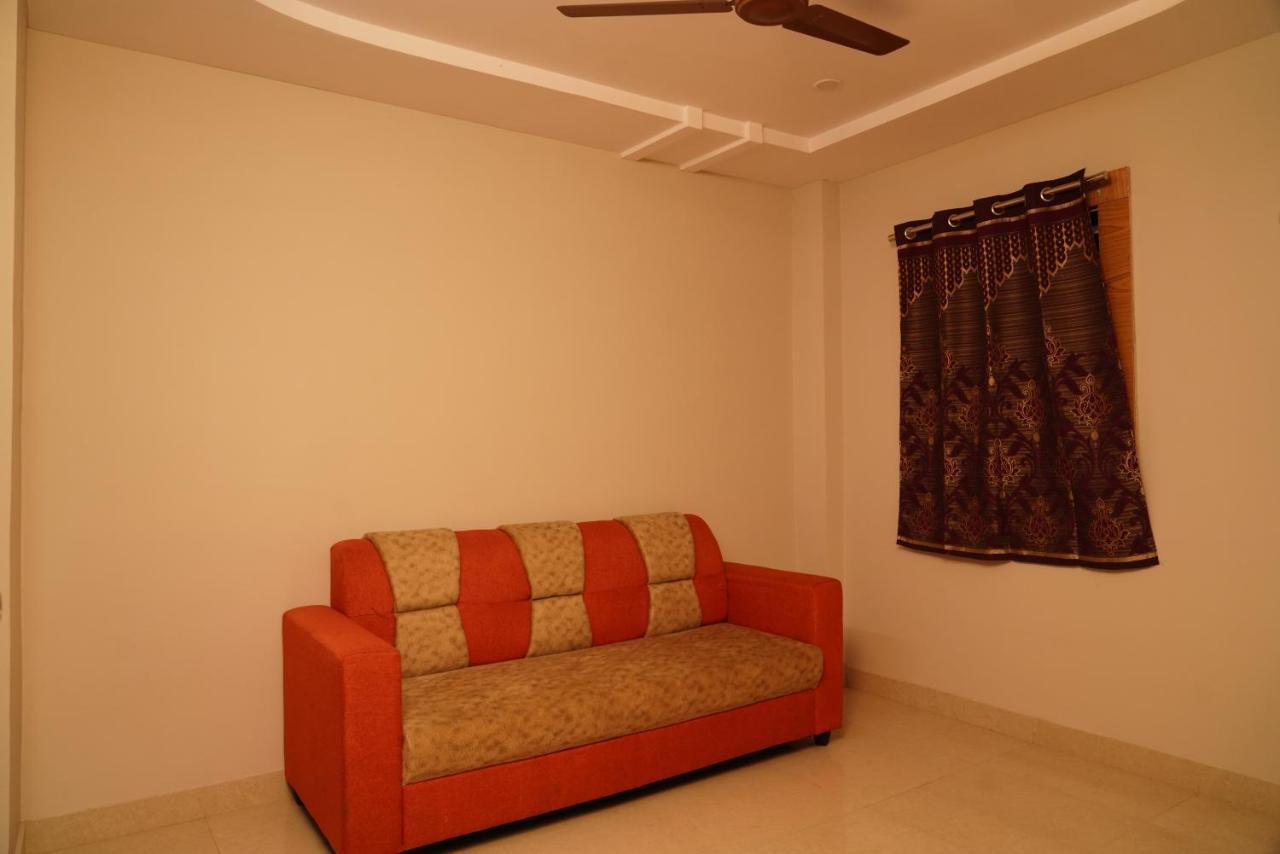 Swagath Residency คาคินาดา ภายนอก รูปภาพ