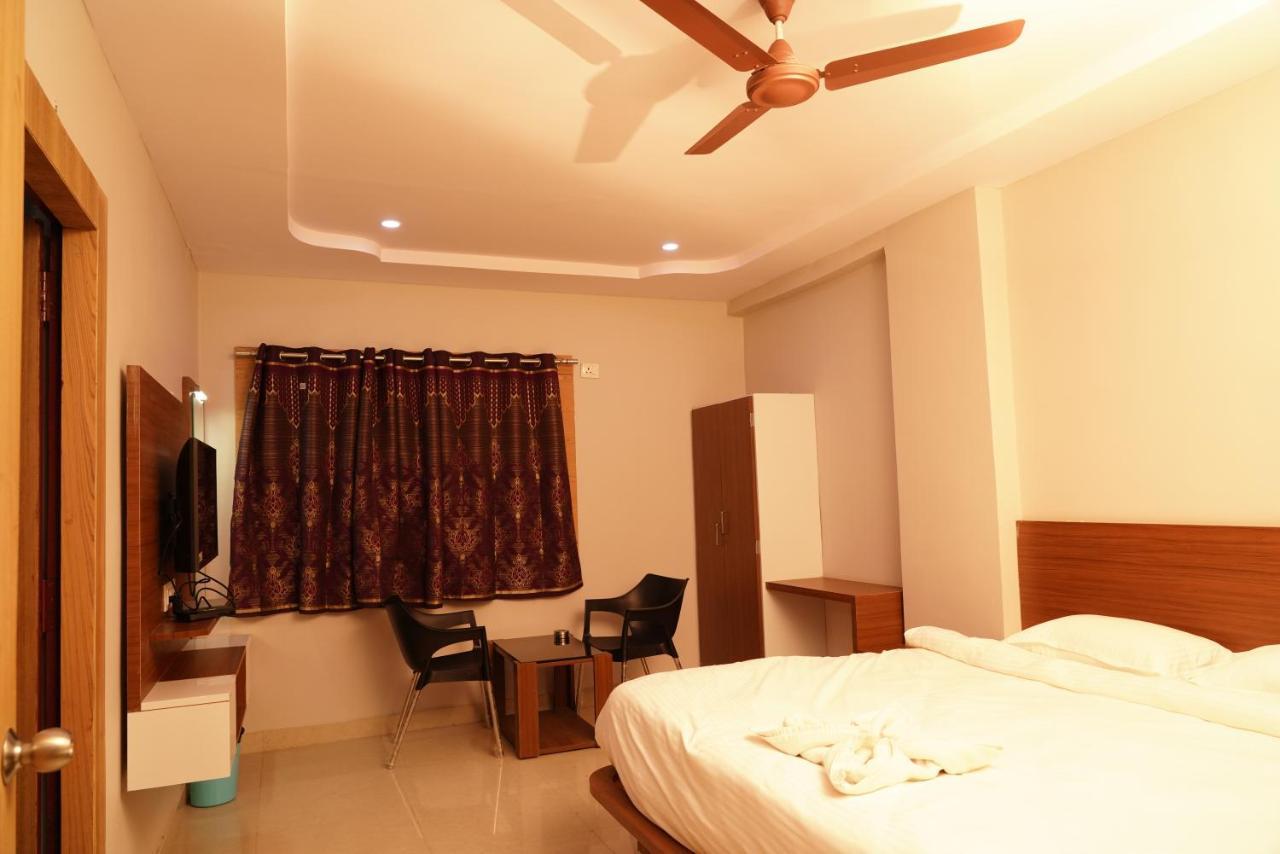 Swagath Residency คาคินาดา ภายนอก รูปภาพ